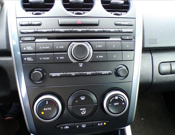 Mazda CX-7 10