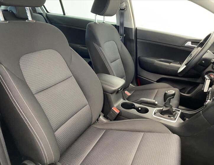KIA Sportage 8