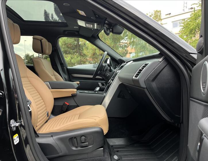 Land Rover Discovery 32