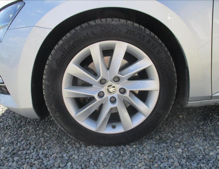 Škoda Superb 35