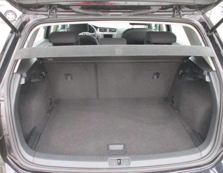 Volkswagen Golf 13