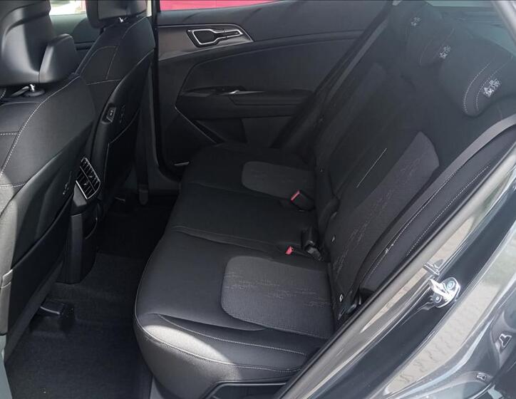KIA Sportage 11