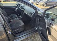 Volkswagen Golf 16