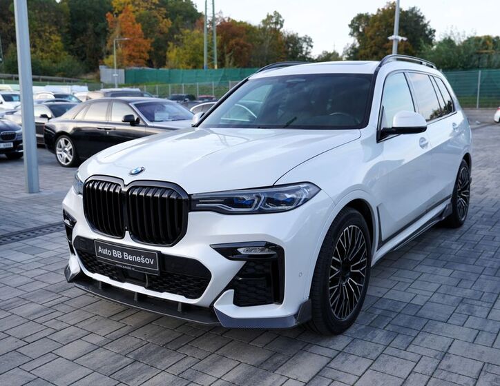 BMW X7 2