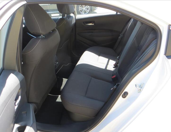 Toyota Corolla 24