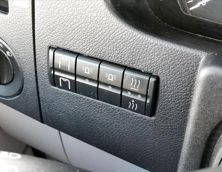 Mercedes-Benz Ostatní 13