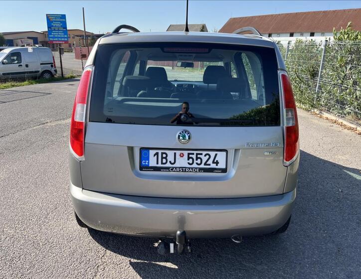 Škoda Roomster 7