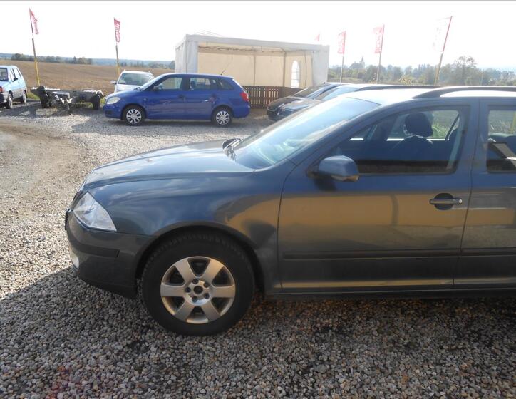 Škoda Octavia 10