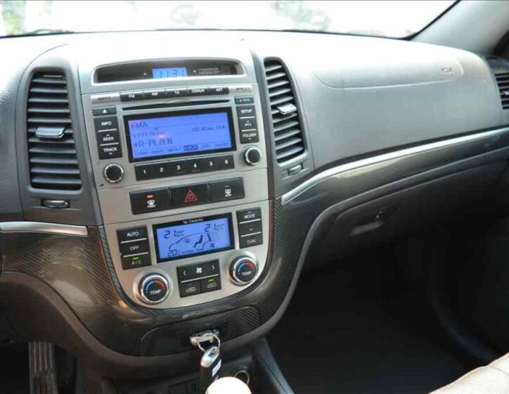 Hyundai Santa Fe 20