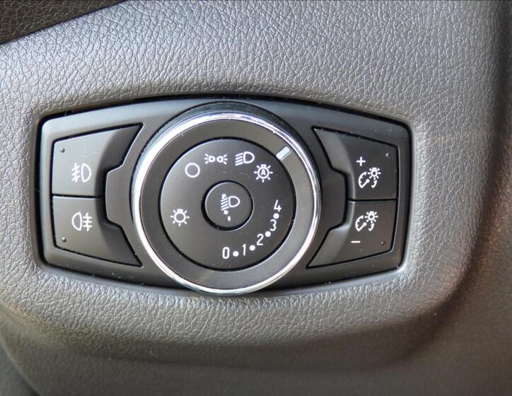 Ford Transit Connect 13