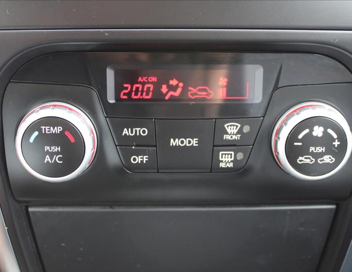 Suzuki SX4 12