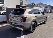 KIA Sorento 4