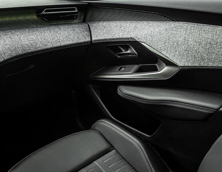 Peugeot 5008 23