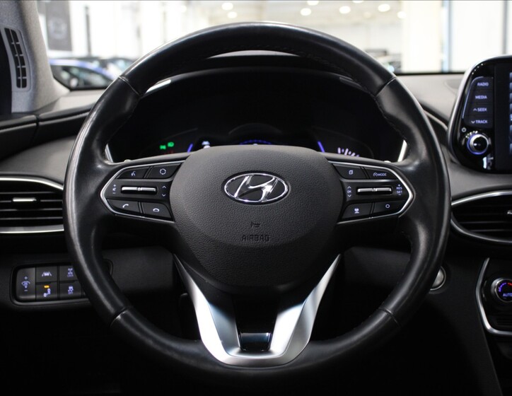 Hyundai Santa Fe 9