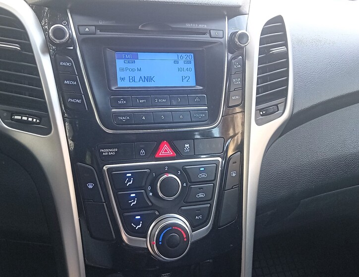 Hyundai i30 12