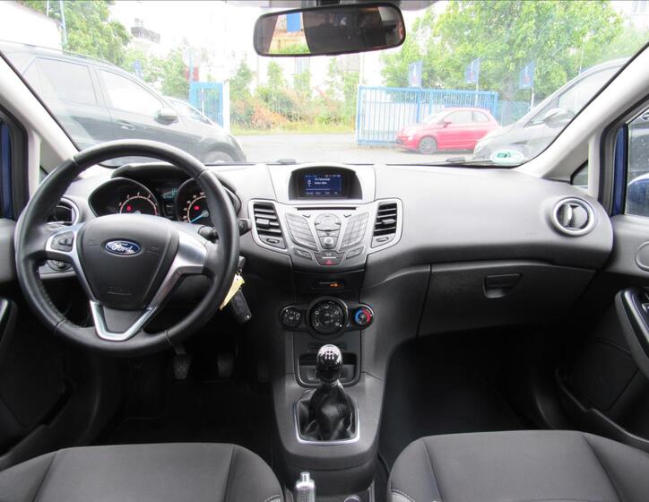 Ford Fiesta 11