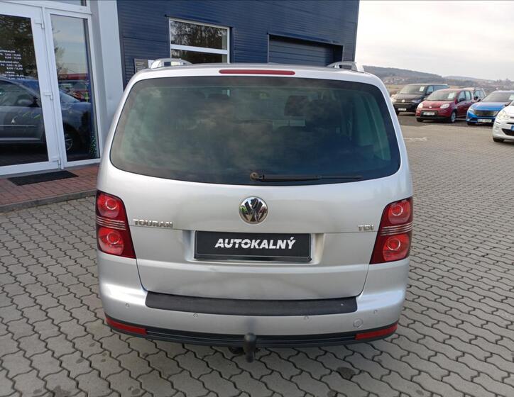 Volkswagen Touran 11