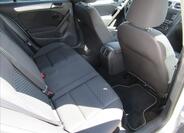 Volkswagen Golf 16
