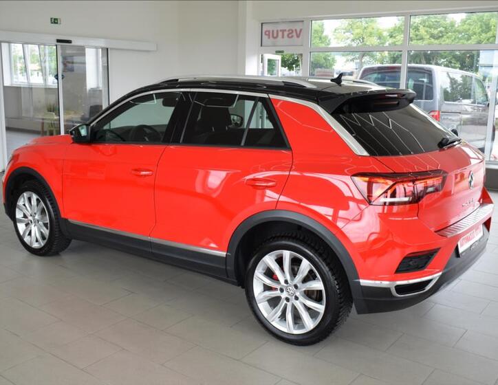 Volkswagen T-Roc 8