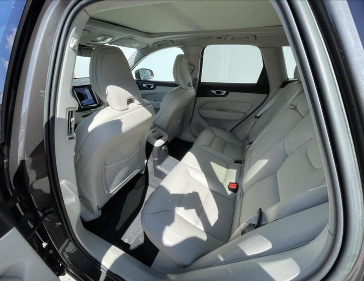 Volvo XC60 17