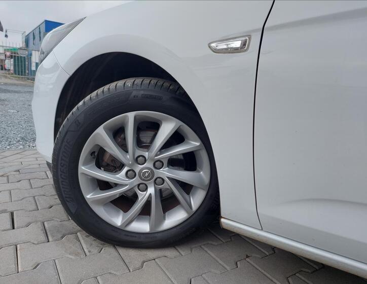 Opel Astra 36