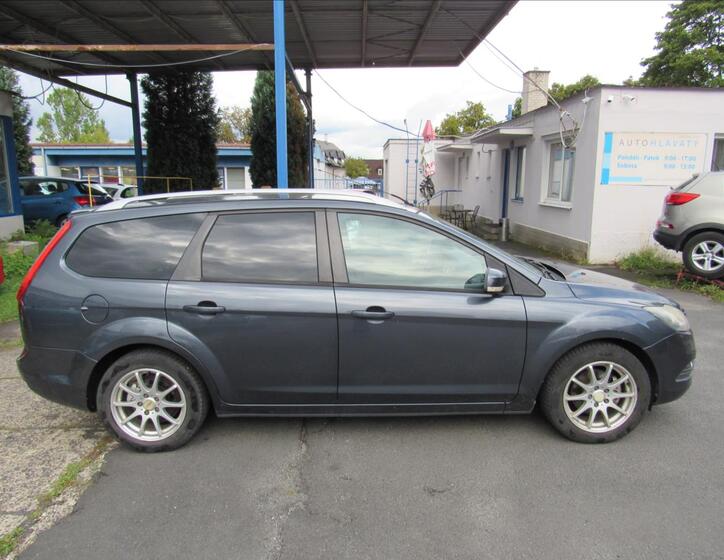 Ford Focus 8