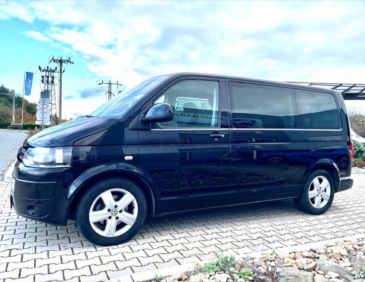 Volkswagen Caravelle 5