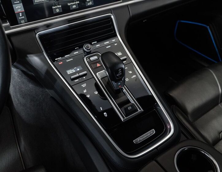 Porsche Panamera 27