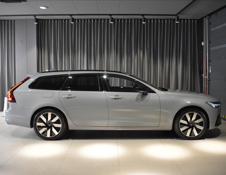 Volvo V90 3
