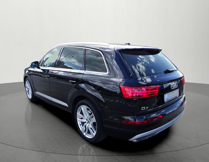 Audi Q7 3