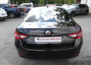 Škoda Superb 8