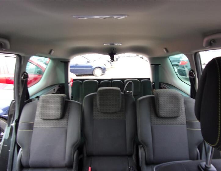 Renault Grand Scénic 12