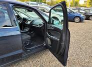 Ford Galaxy 9