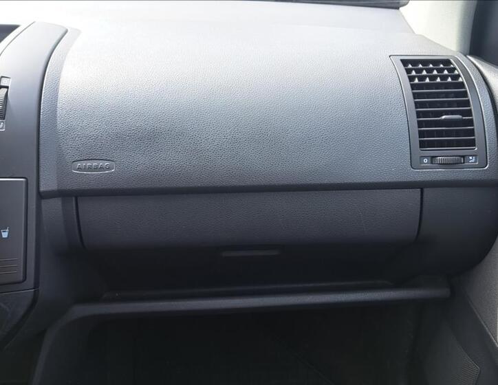 Volkswagen Polo 16
