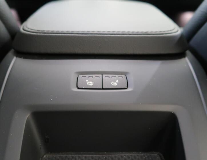 Volvo XC90 12