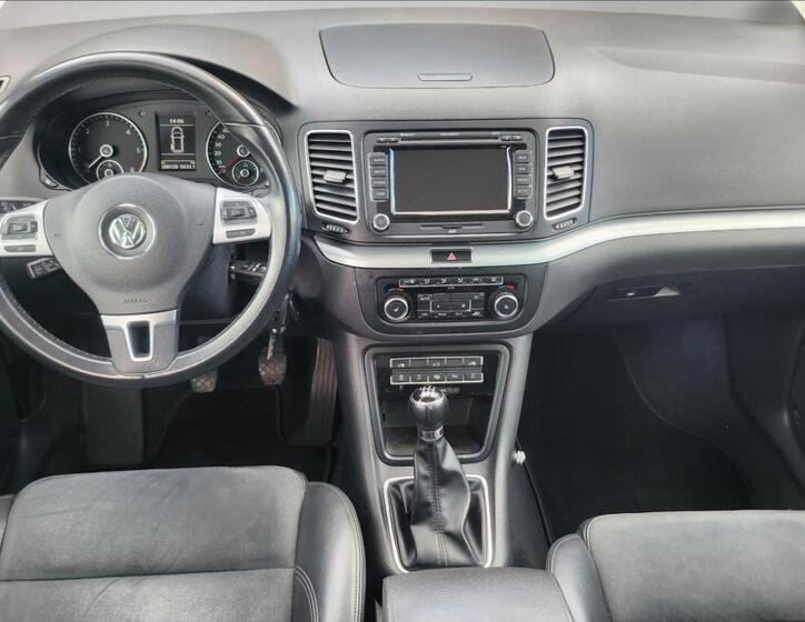Volkswagen Sharan 13