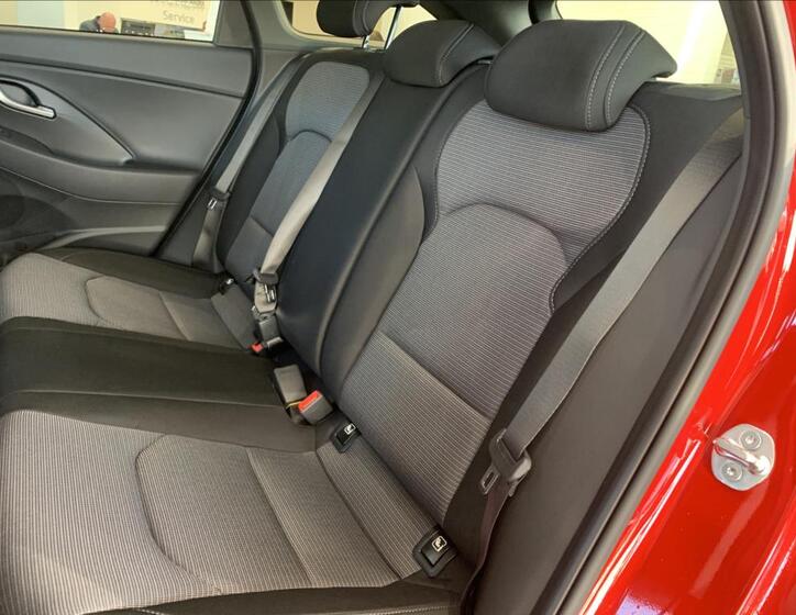 Hyundai i30 13