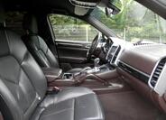 Porsche Cayenne 13
