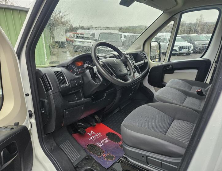Peugeot Boxer 11