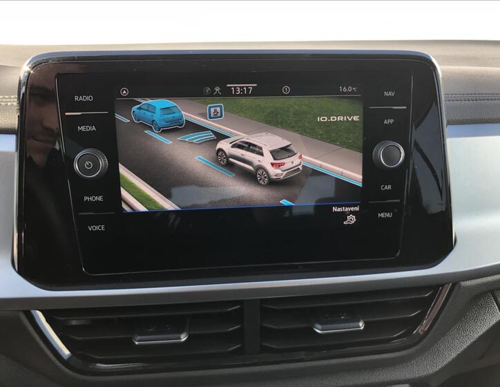 Volkswagen T-Roc 25