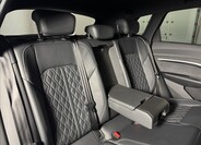 Audi e-tron 15