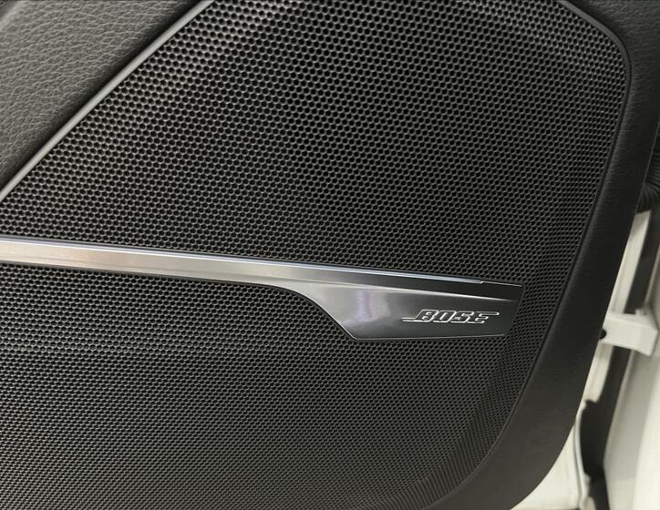 Audi Q7 28
