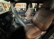 Toyota Land Cruiser 5
