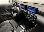 Mercedes-Benz CLA 18