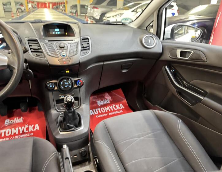 Ford Fiesta 25