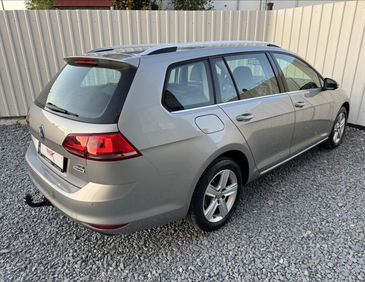 Volkswagen Golf 13