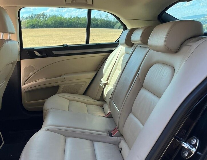 Škoda Superb 14