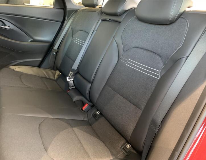 Hyundai i30 15