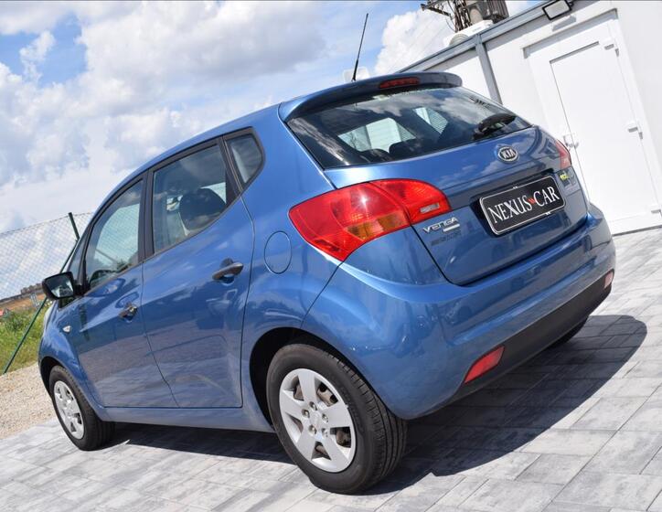 KIA Venga 7