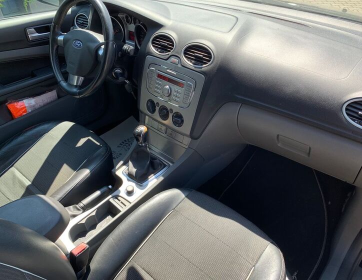 Ford Focus 22